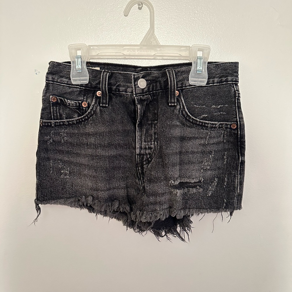 Levi’s classic high waisted button shorts